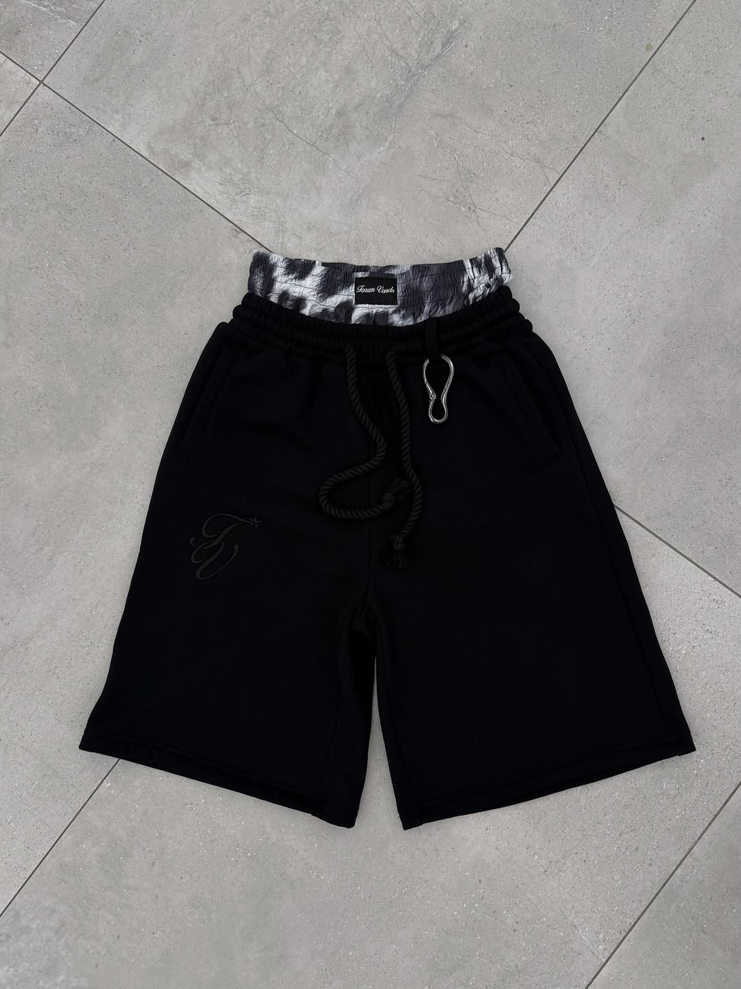 Spodenki Venone Sag (UNISEX)